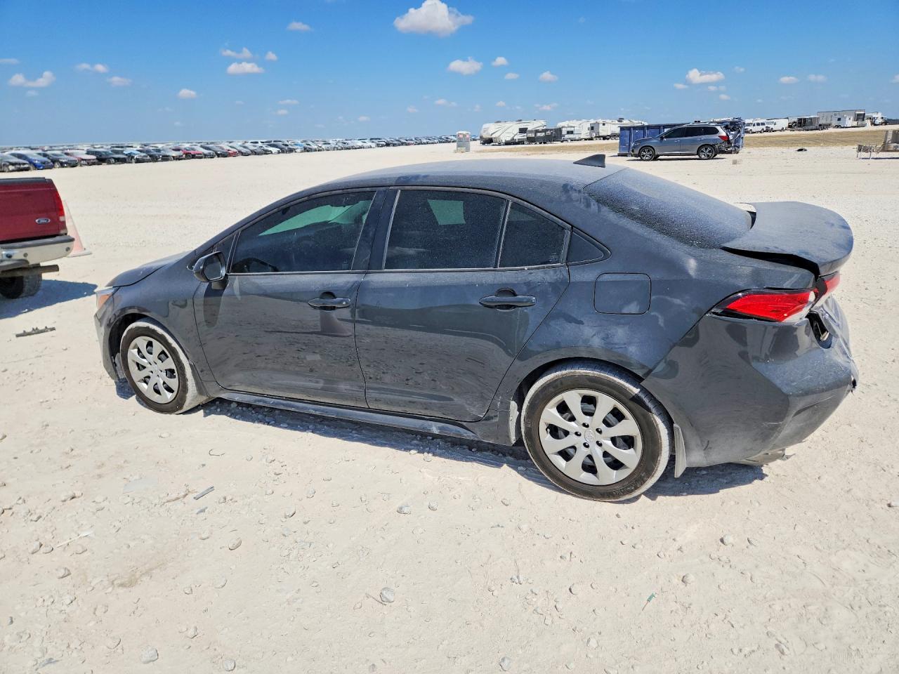 2026 TOYOTA COROLLA HYBRID LE — снимка 2