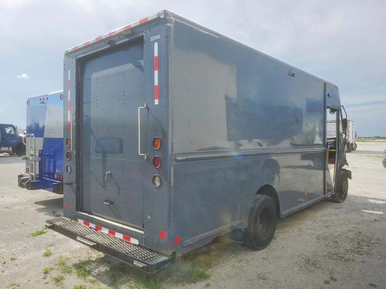 2020 FORD F59 — снимка 3