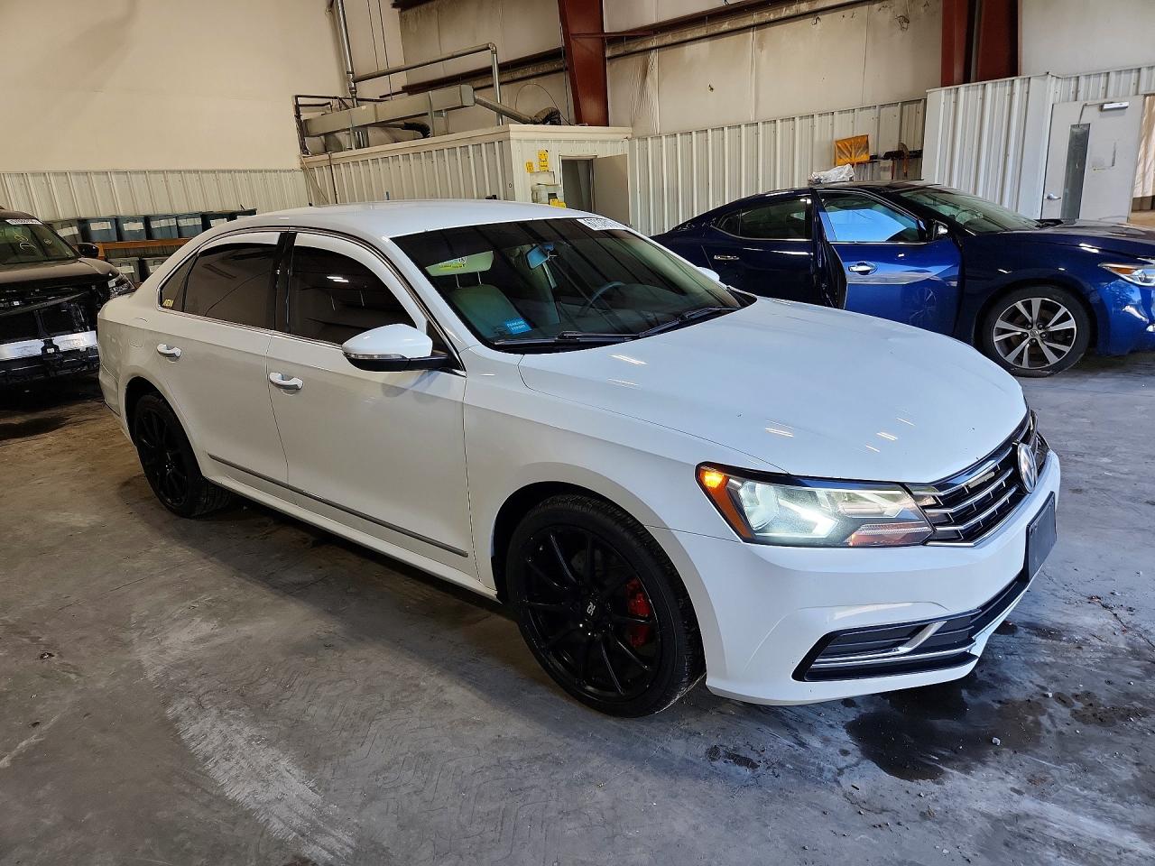 2017 VOLKSWAGEN PASSAT S — снимка 4