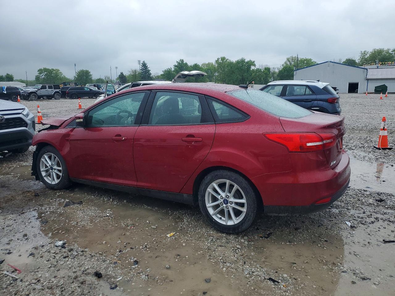 2017 FORD FOCUS SE — снимка 2