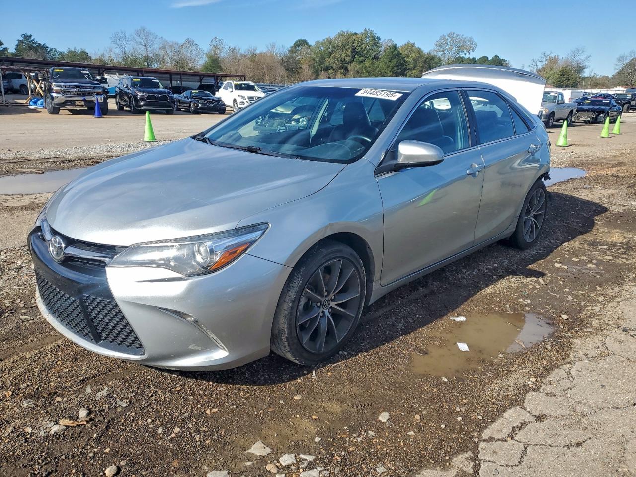 2015 TOYOTA CAMRY LE
