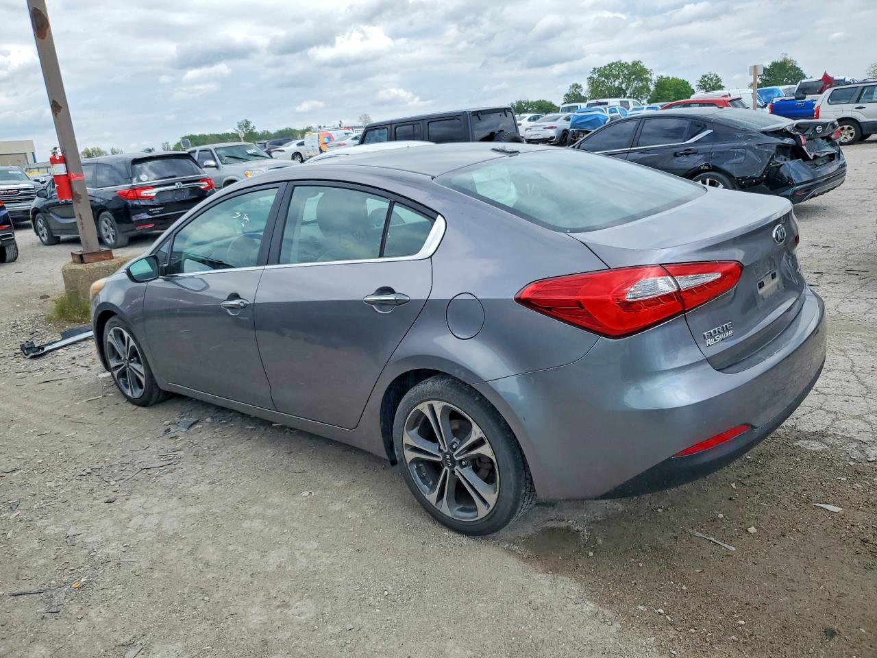 2015 KIA FORTE EX — снимка 2