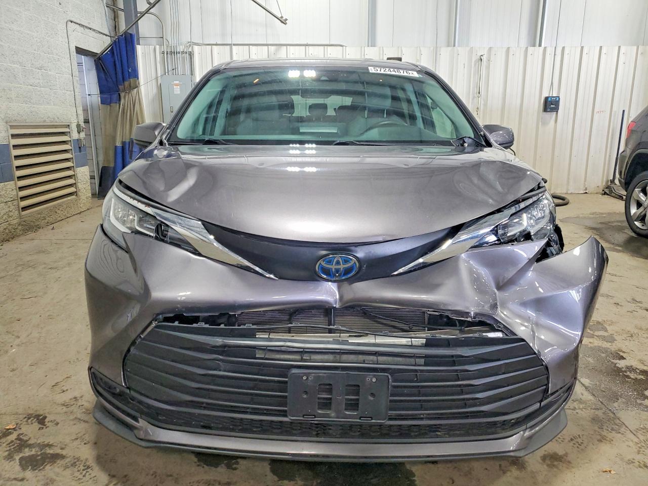 2021 TOYOTA SIENNA LE — снимка 5