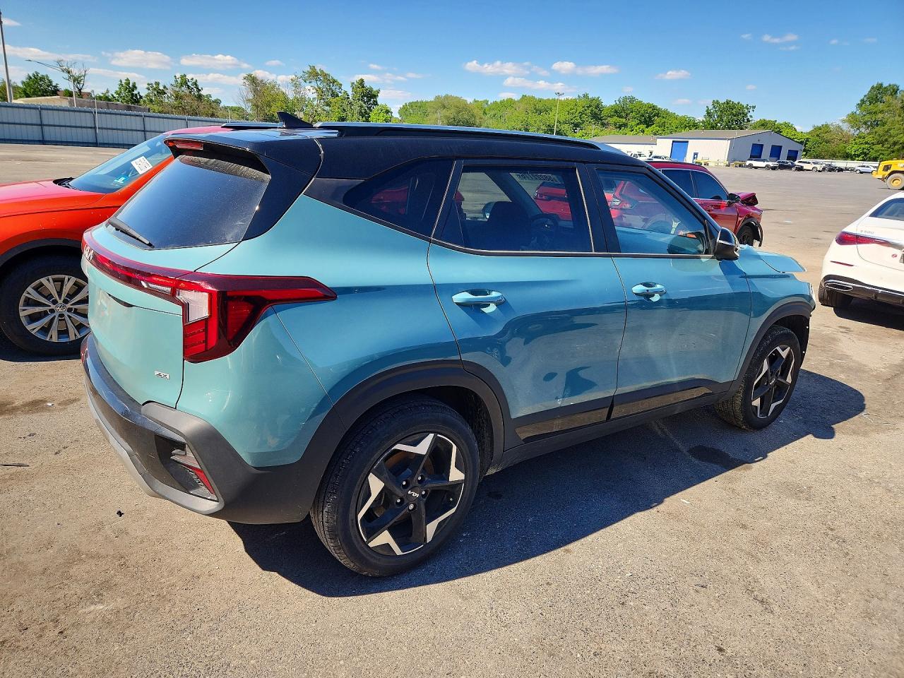 2025 KIA SELTOS S — снимка 3