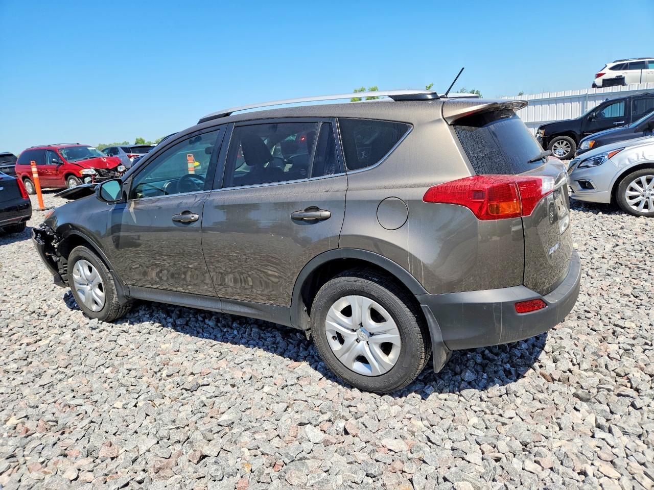 2015 TOYOTA RAV4 LE — снимка 2