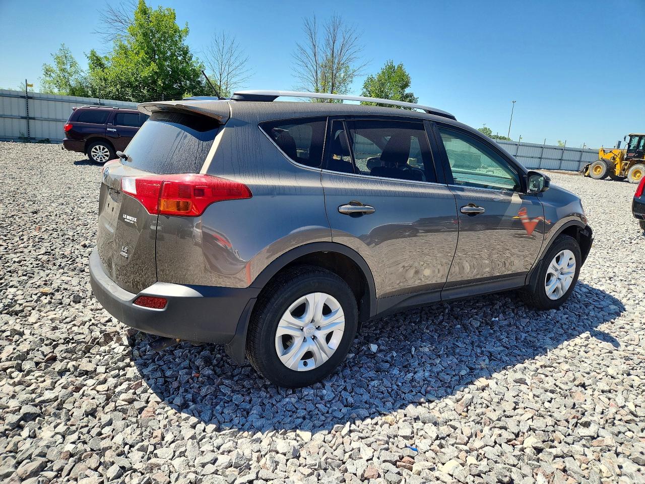 2015 TOYOTA RAV4 LE — снимка 3