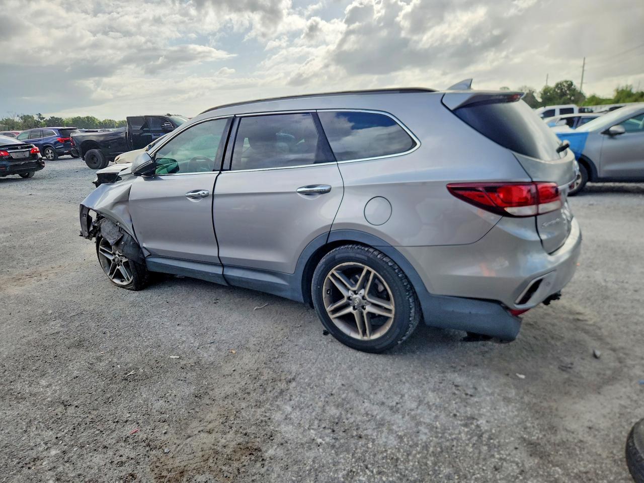 2017 HYUNDAI SANTA FE SE ULTIMATE — снимка 2