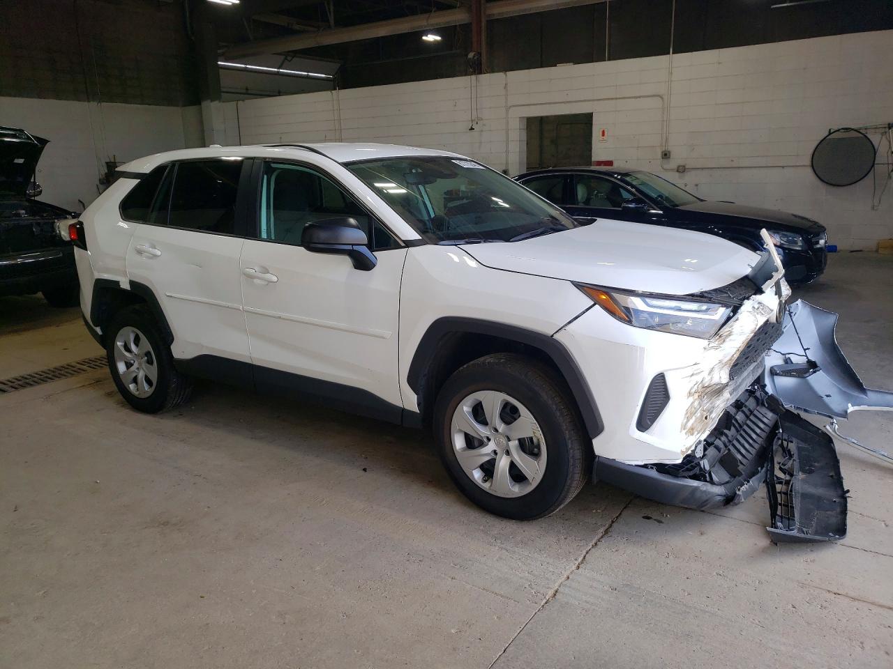 2024 TOYOTA RAV4 LE — снимка 4