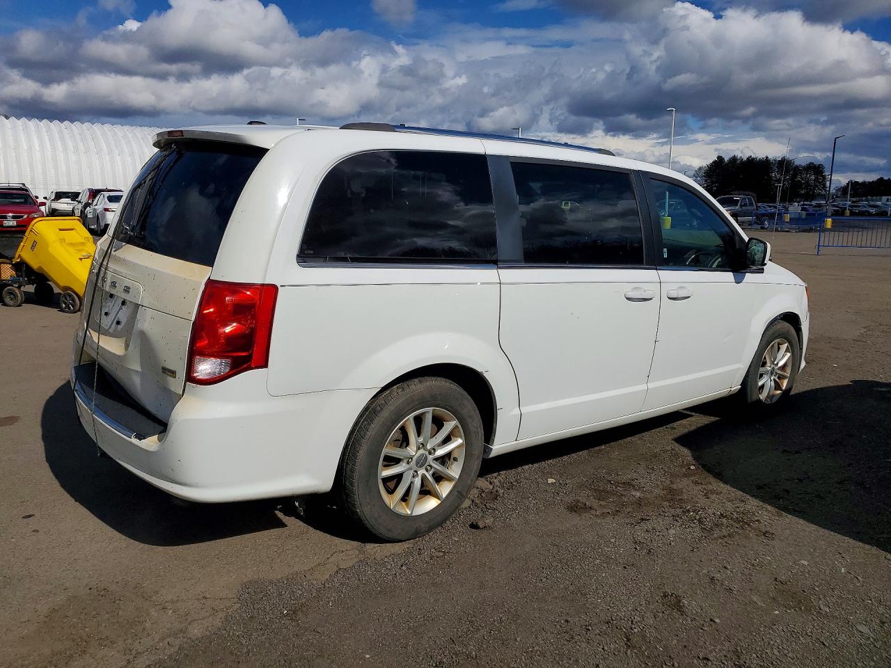 2018 DODGE GRAND CARAVAN SE — снимка 3