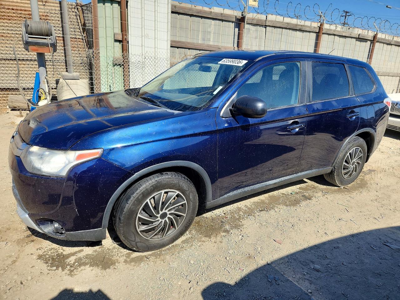 2015 MITSUBISHI OUTLANDER ES