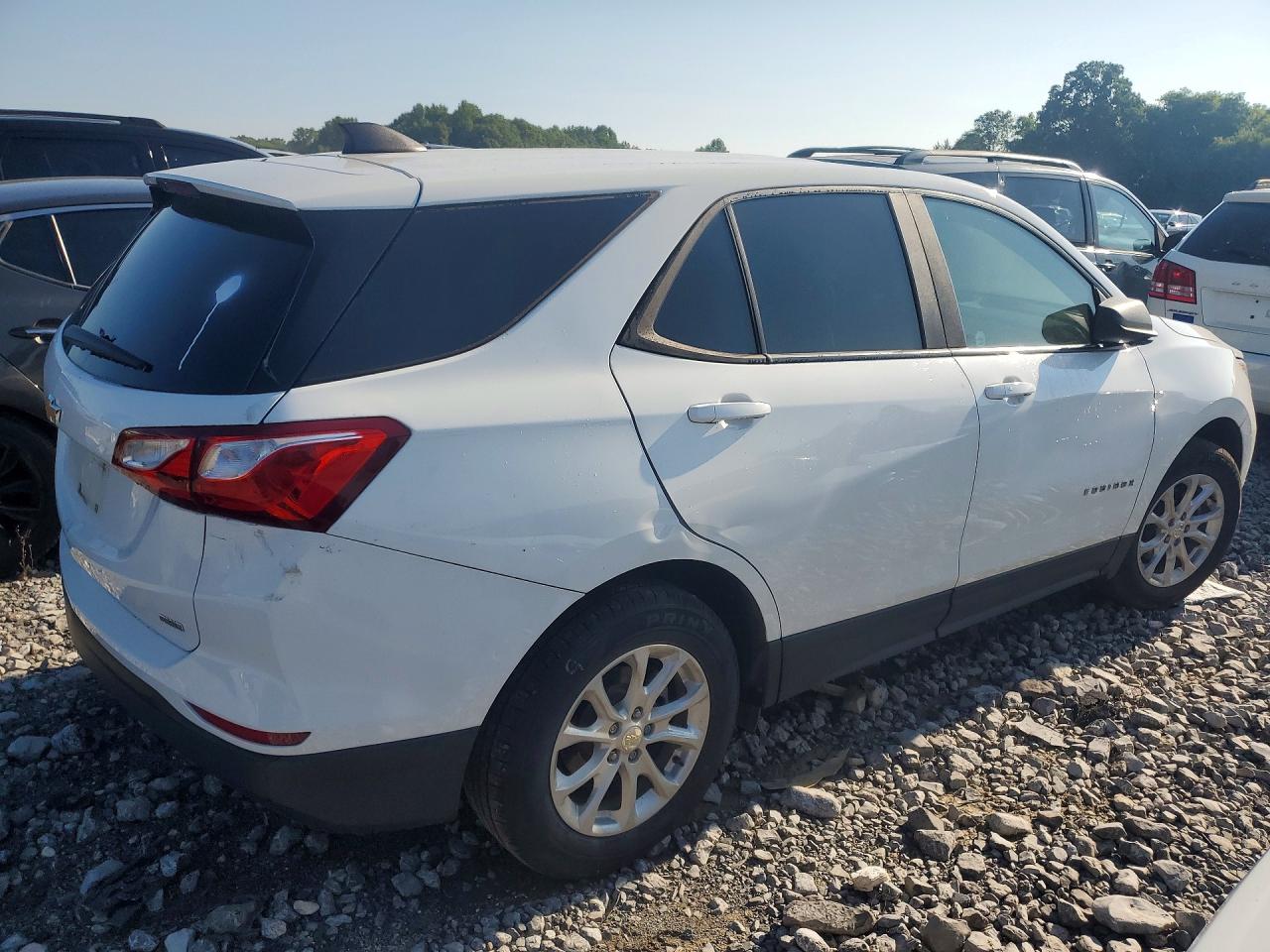 2021 CHEVROLET EQUINOX LS — снимка 3