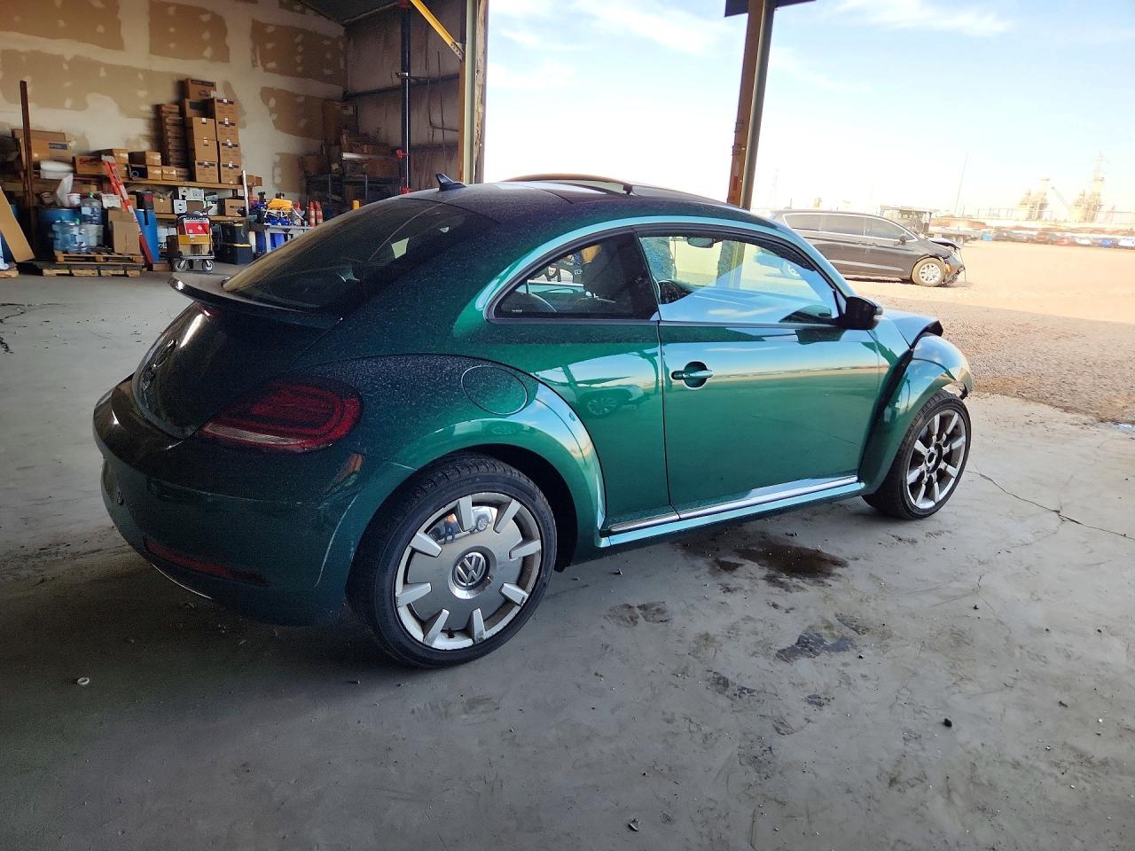 2017 VOLKSWAGEN BEETLE SE — снимка 3