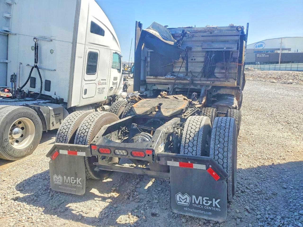 2026 VOLVO VNL (4) — photo 4