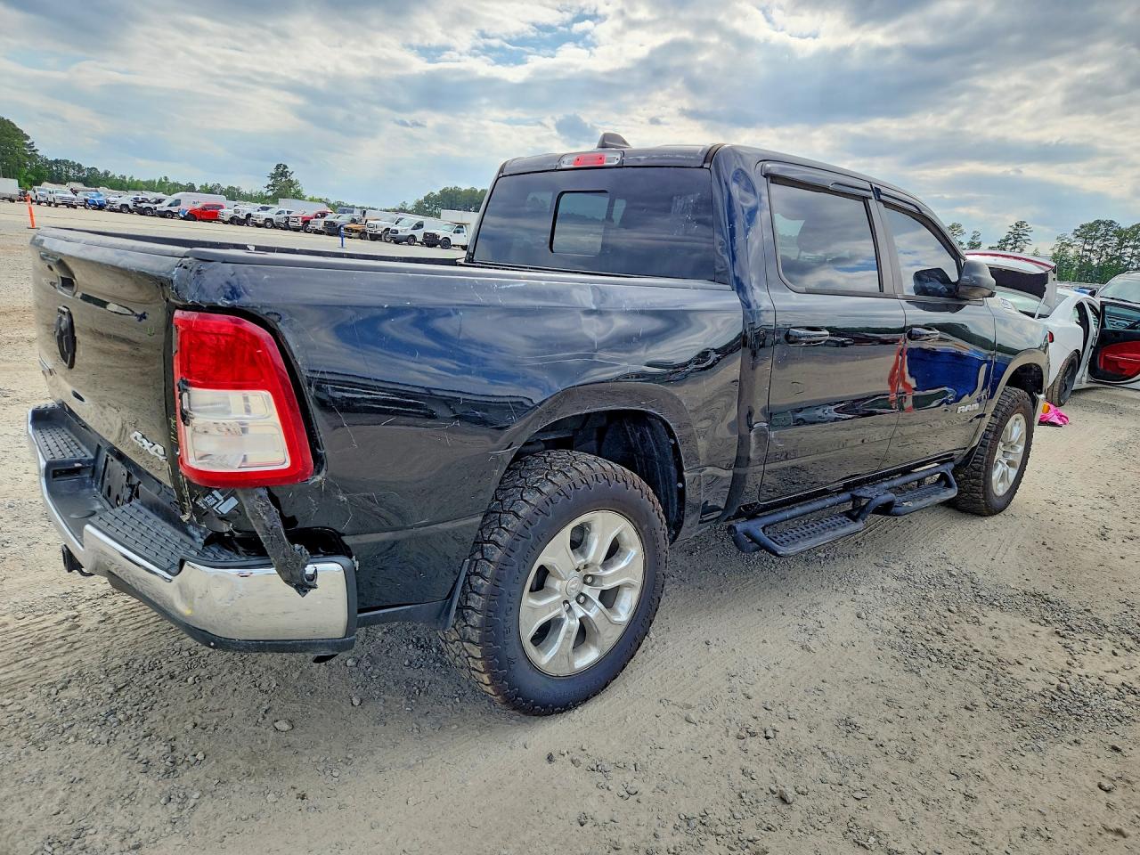 2021 RAM 1500 BIG HORN — снимка 3