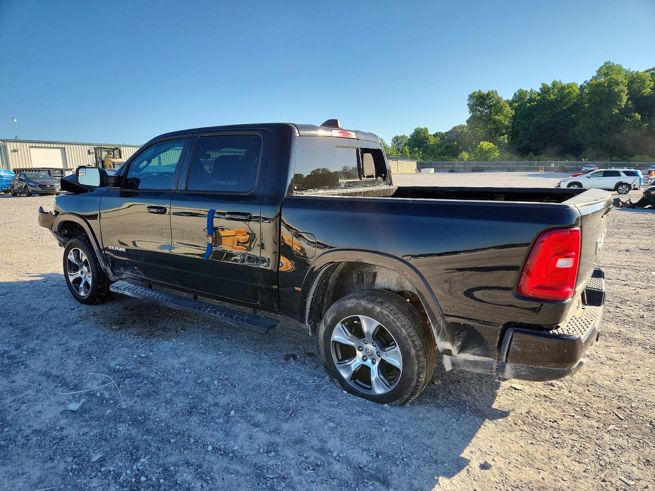 2025 RAM 1500 BIG HORN — снимка 2
