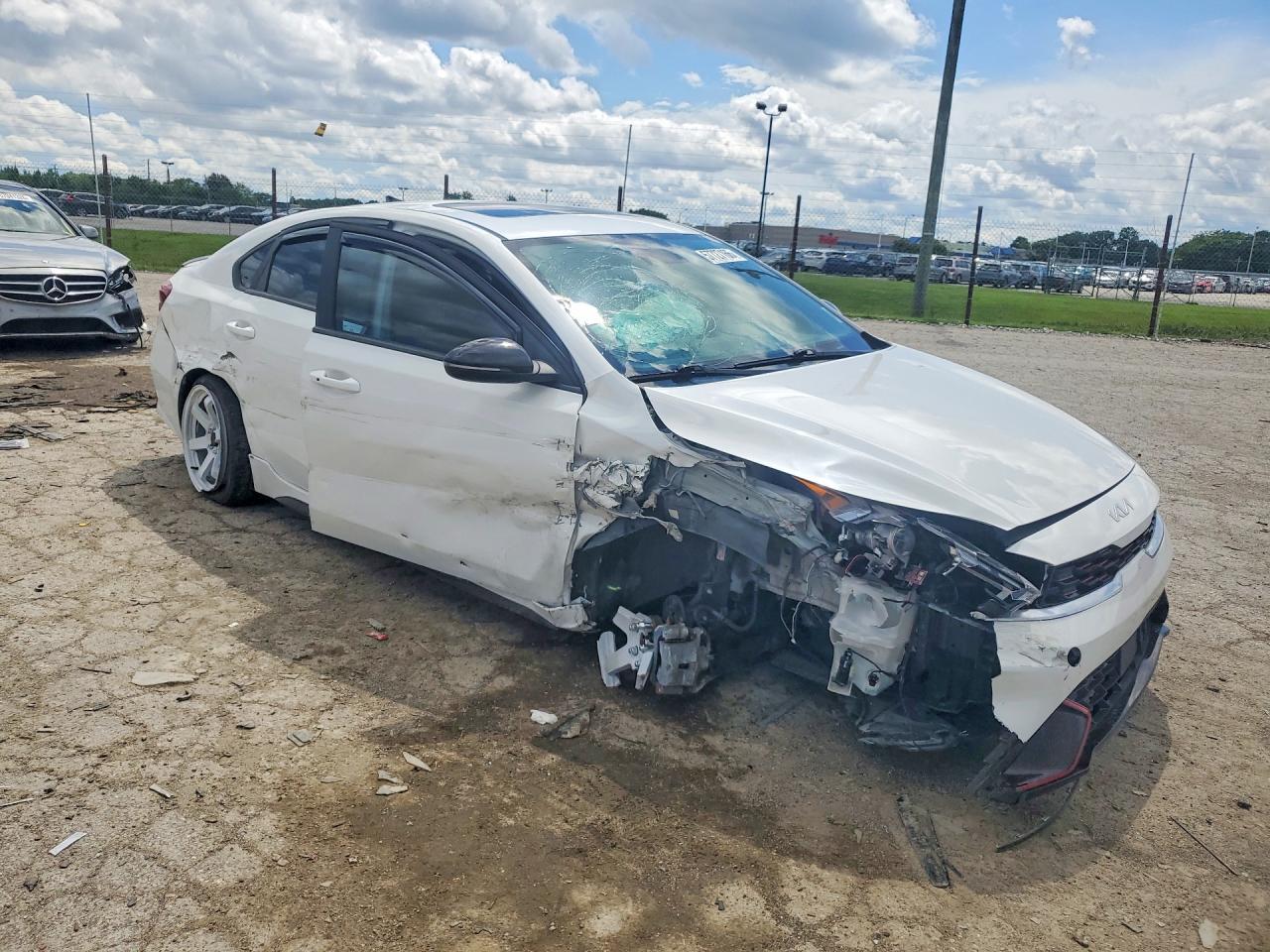 2023 KIA FORTE GT LINE — снимка 4