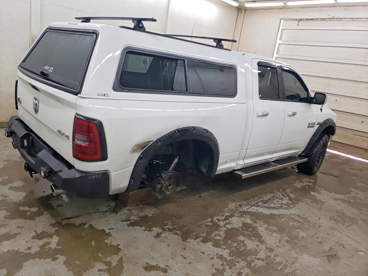 2015 RAM 1500 SLT — снимка 3