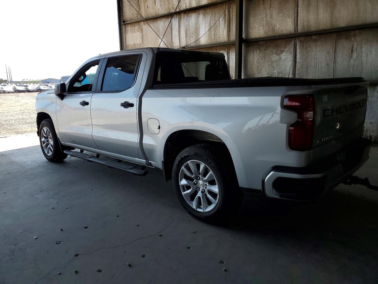 2021 CHEVROLET SILVERADO C1500 CUSTOM — снимка 2