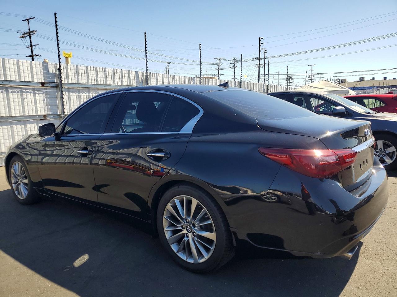 2019 INFINITI Q50 3.0T LUXE — снимка 2