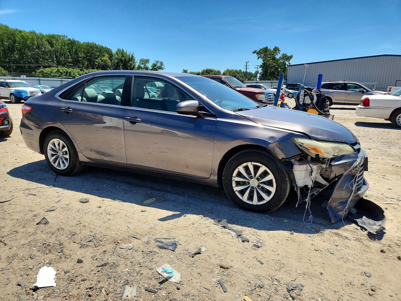 2016 TOYOTA CAMRY LE — снимка 4