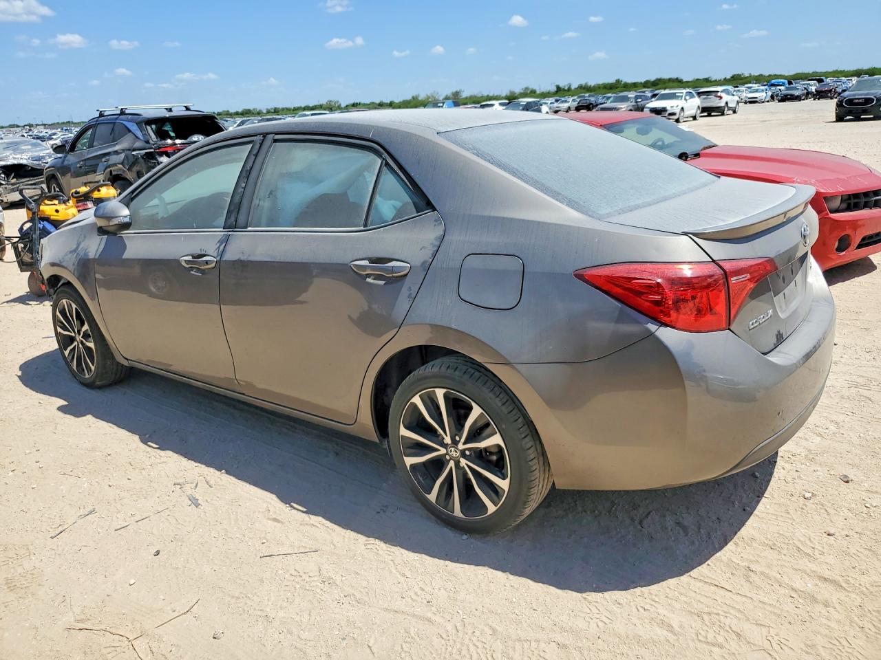 2017 TOYOTA COROLLA SE — снимка 2
