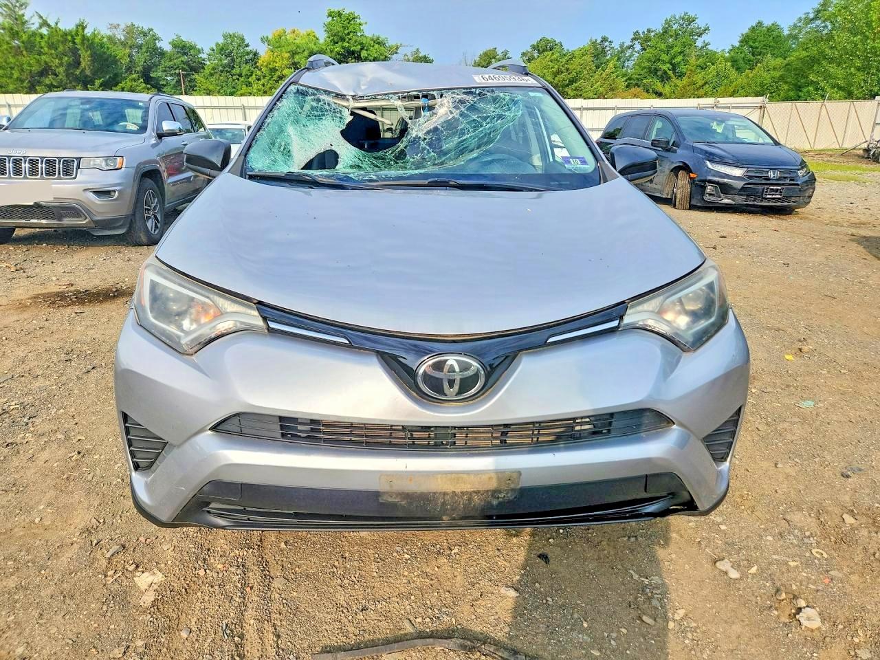2017 TOYOTA RAV4 LE — снимка 5