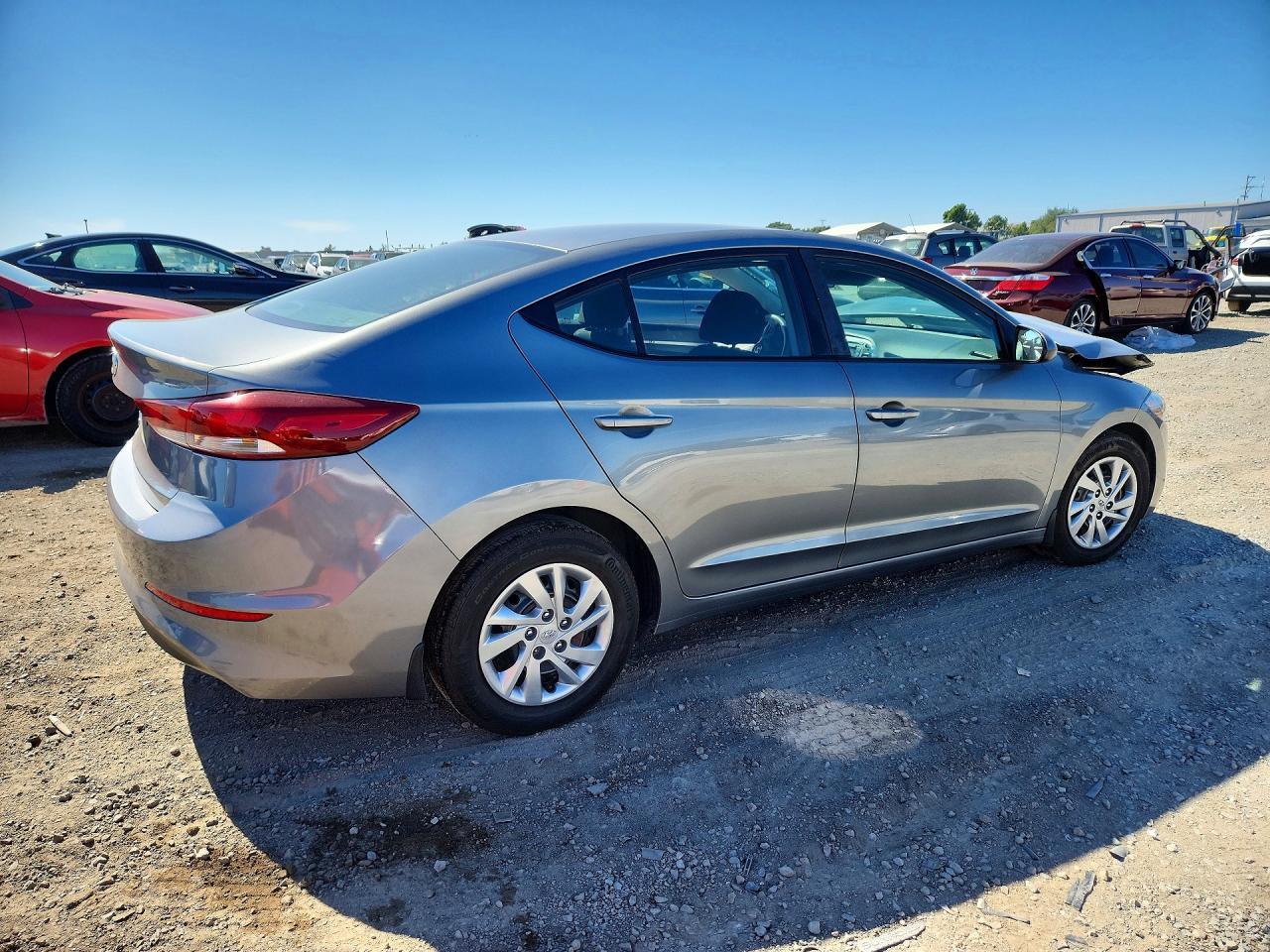 2018 HYUNDAI ELANTRA SE — снимка 3