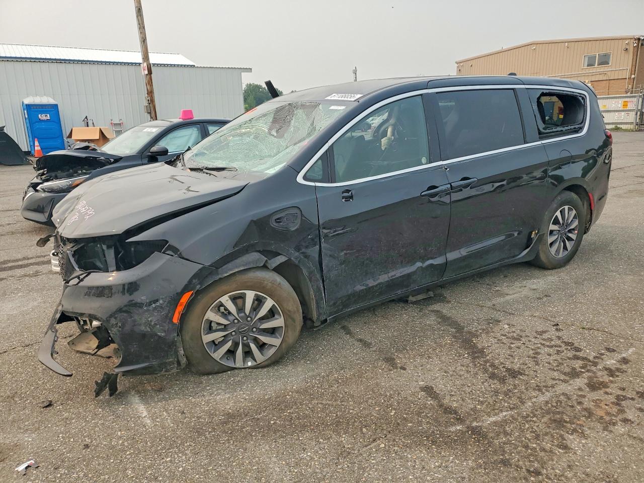 2025 CHRYSLER PACIFICA HYBRID SELECT