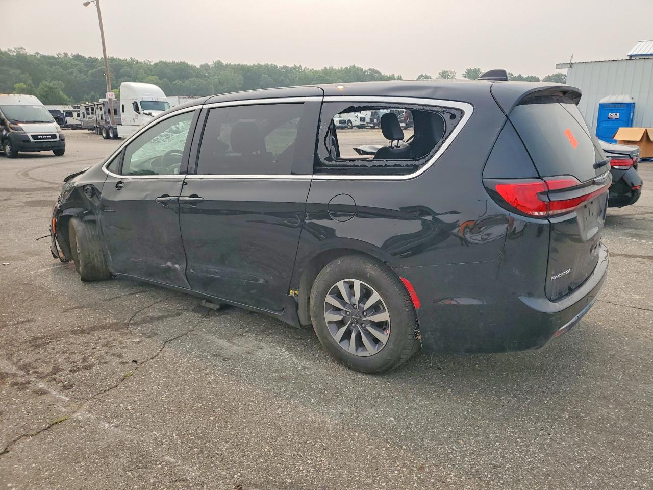 2025 CHRYSLER PACIFICA HYBRID SELECT — снимка 2