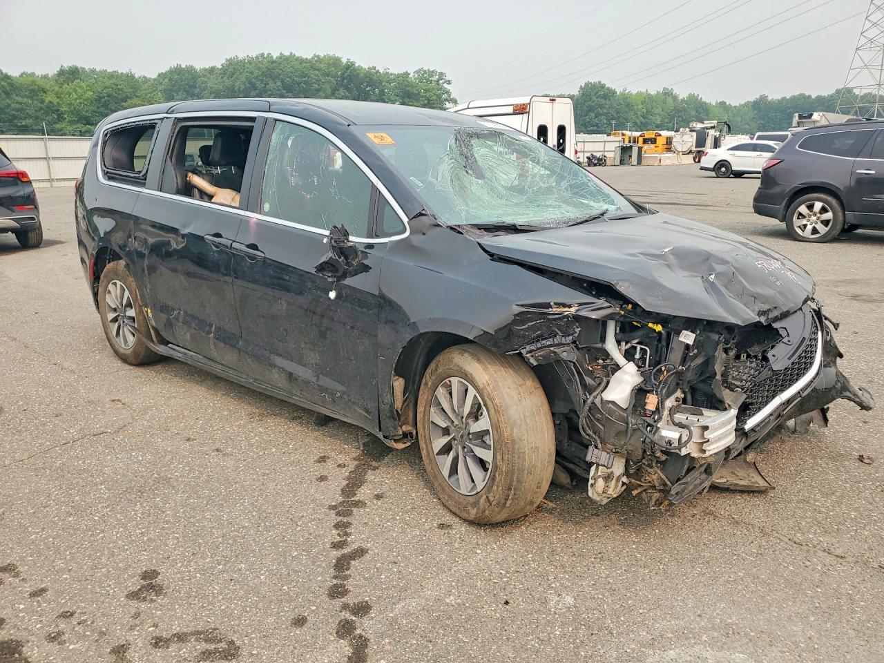 2025 CHRYSLER PACIFICA HYBRID SELECT — снимка 4