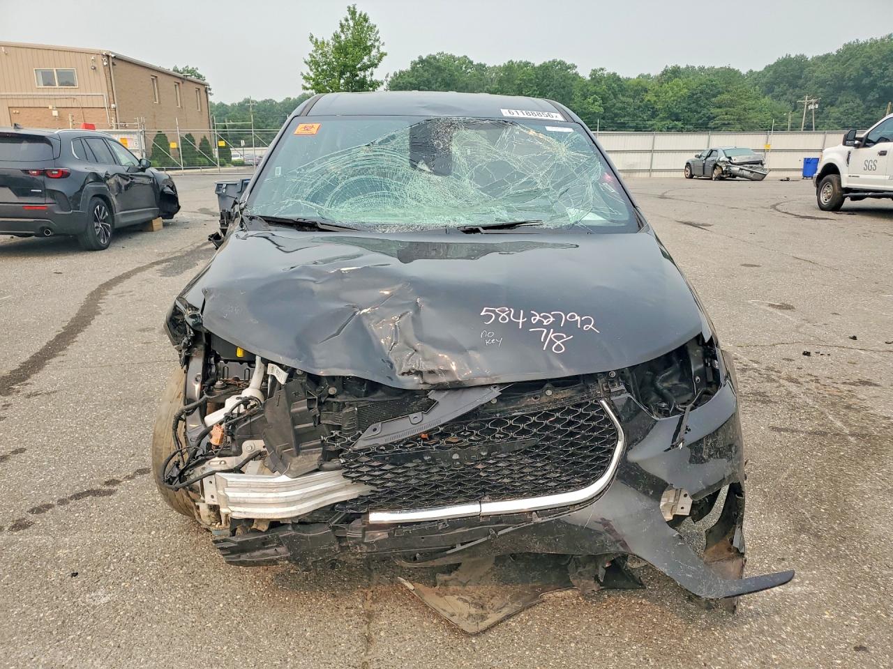 2025 CHRYSLER PACIFICA HYBRID SELECT — снимка 5
