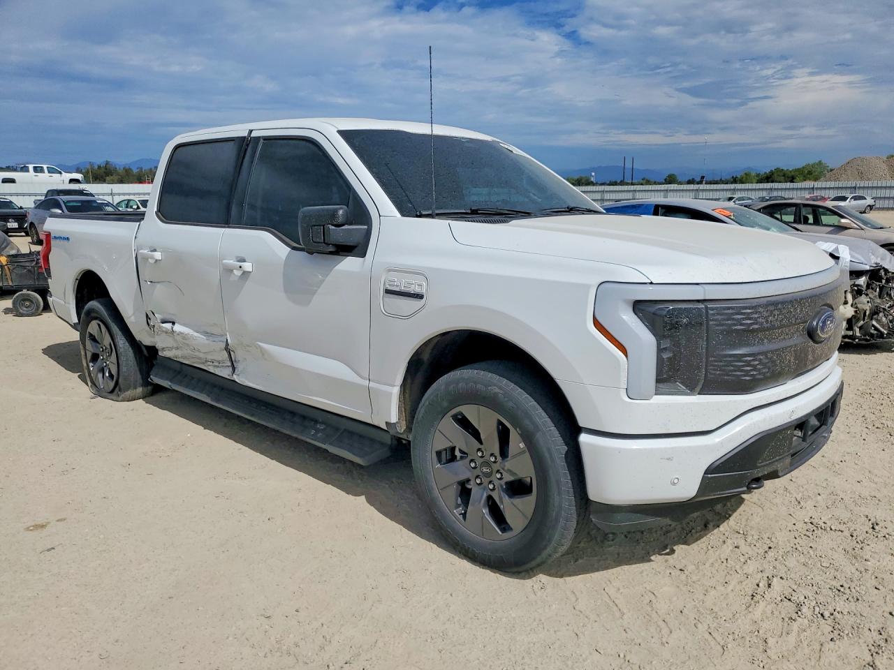 2023 FORD F150 LIGHTNING PRO — снимка 4