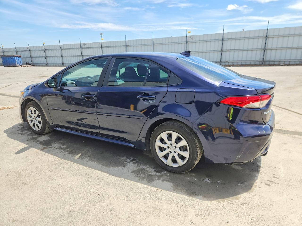 2021 TOYOTA COROLLA LE — снимка 2