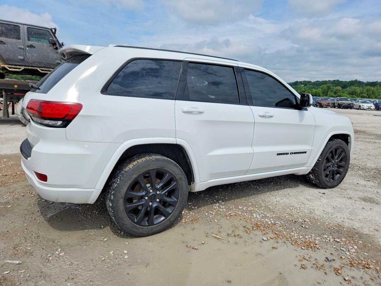 2017 JEEP GRAND CHEROKEE LAREDO — снимка 3