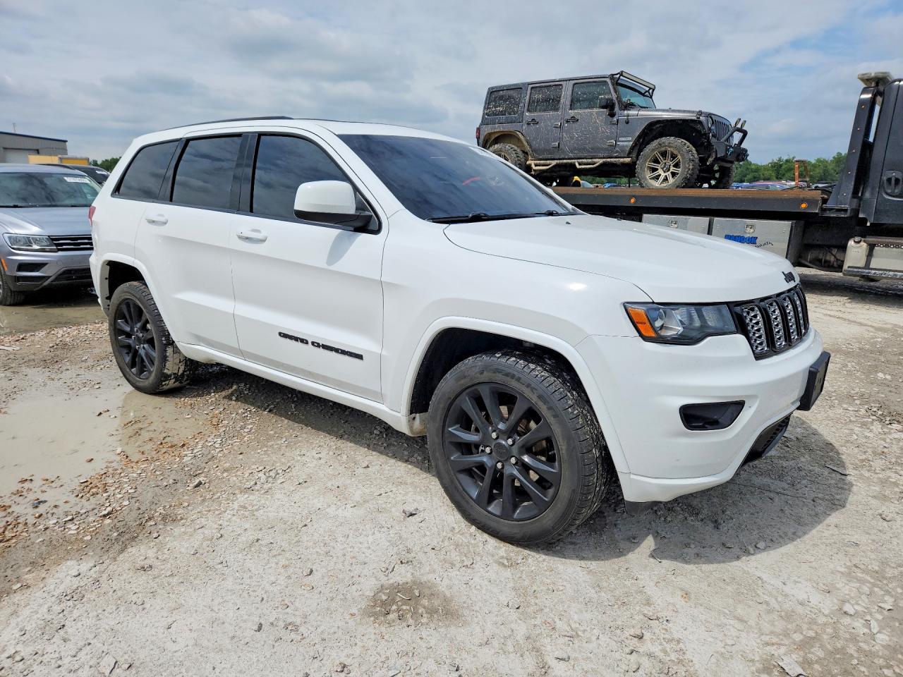 2017 JEEP GRAND CHEROKEE LAREDO — снимка 4