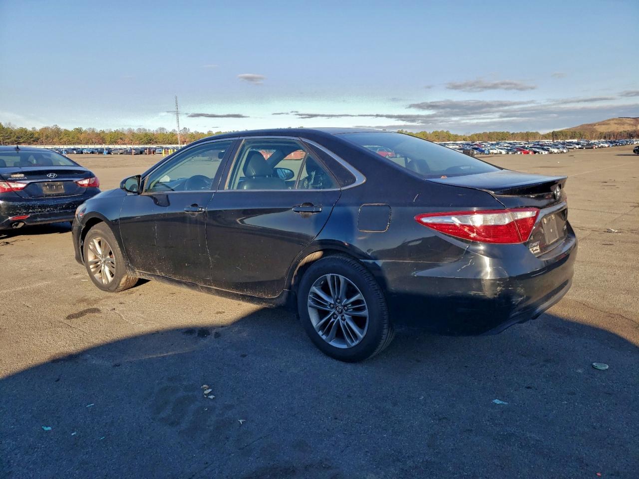 2015 TOYOTA CAMRY SE — снимка 2