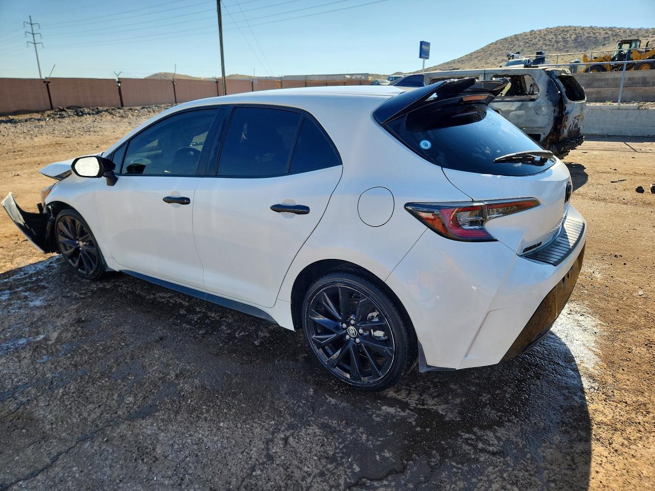 2022 TOYOTA COROLLA HATCHBACK SE NIGHTSHADE EDITION — снимка 2