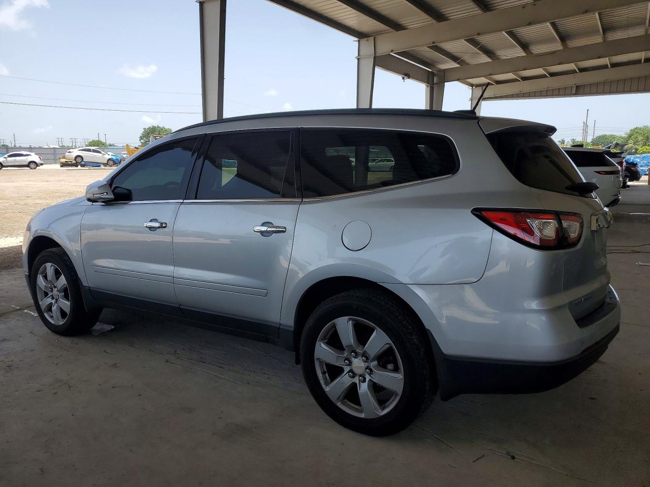 2017 CHEVROLET TRAVERSE LT — снимка 2