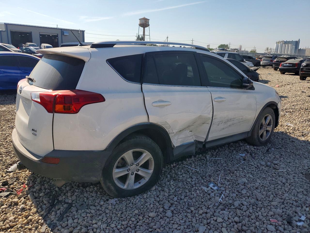 2015 TOYOTA RAV4 XLE — снимка 3