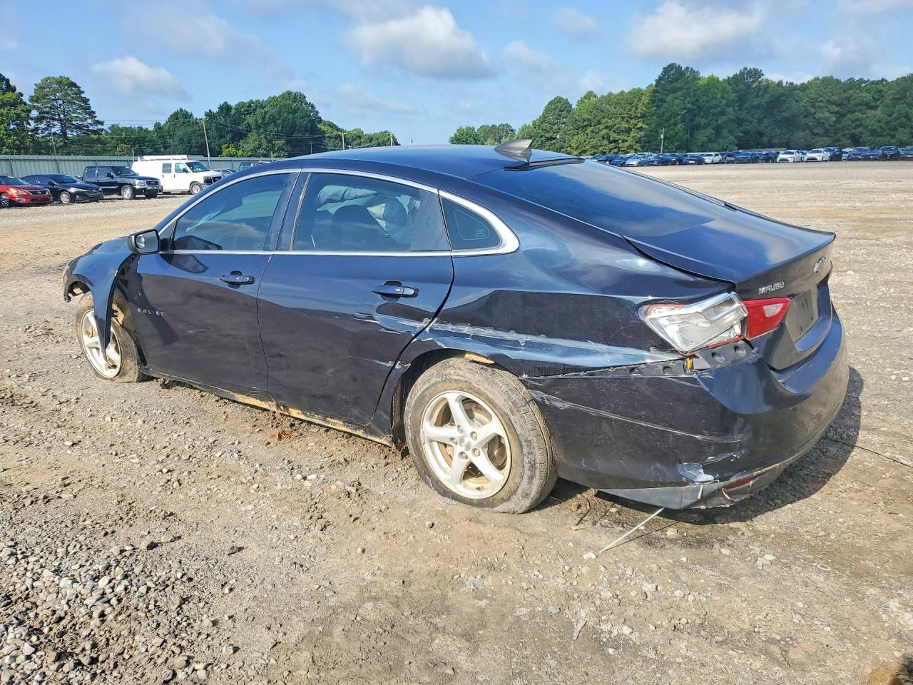 2017 CHEVROLET MALIBU LS — снимка 2