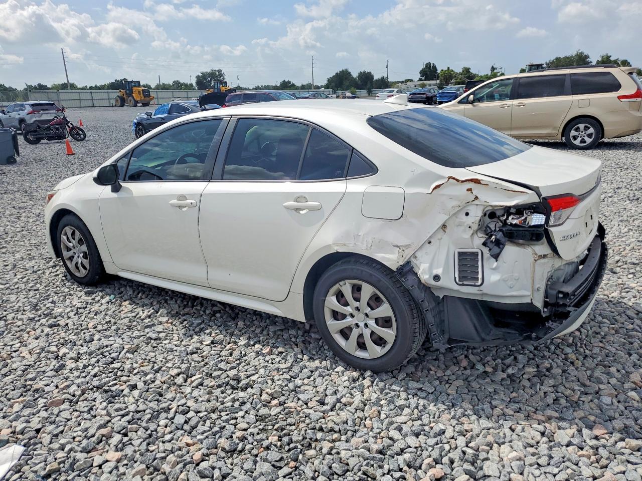 2020 TOYOTA COROLLA LE — снимка 2