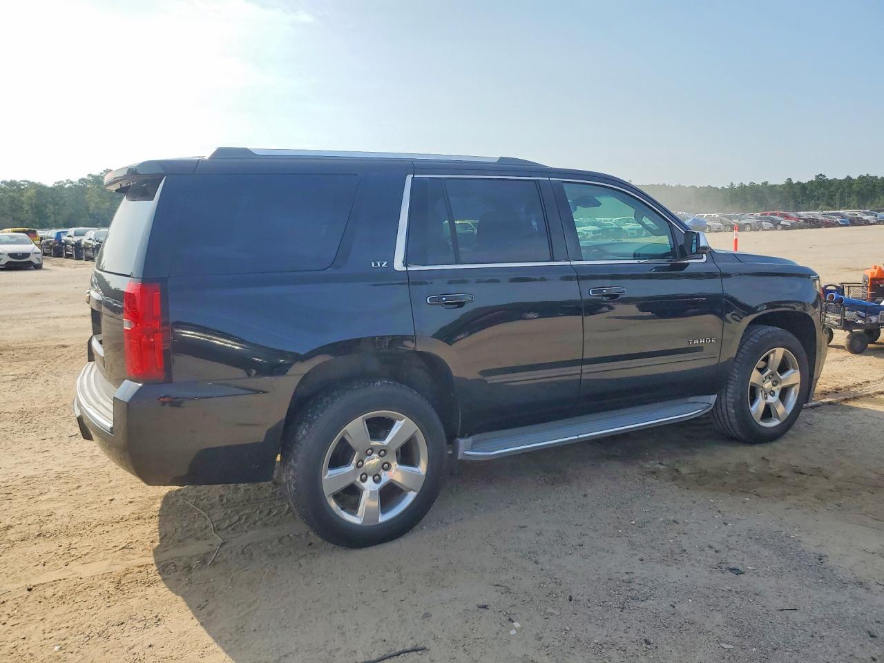 2015 CHEVROLET TAHOE C1500 LTZ — снимка 3