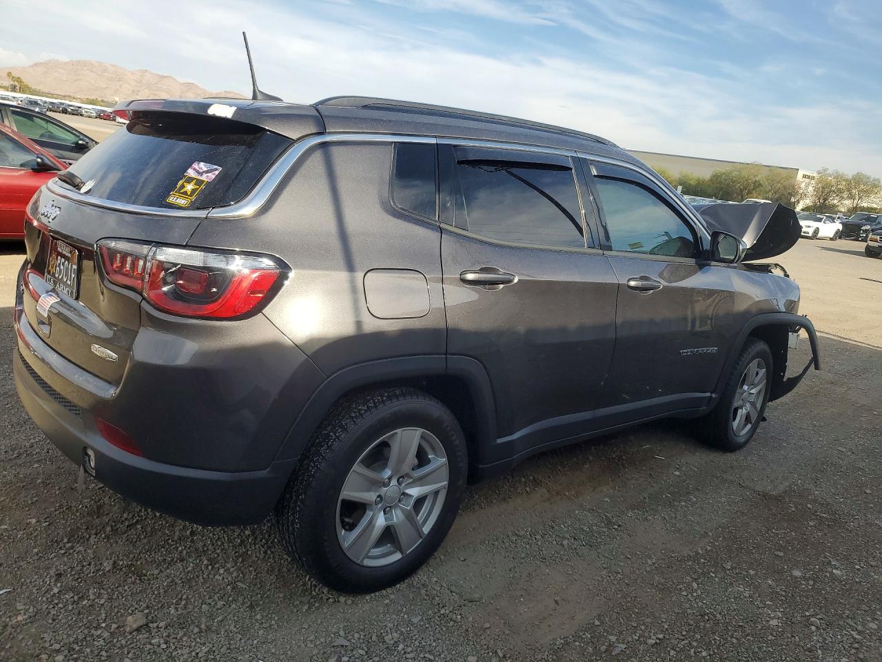 2022 JEEP COMPASS LATITUDE — снимка 3
