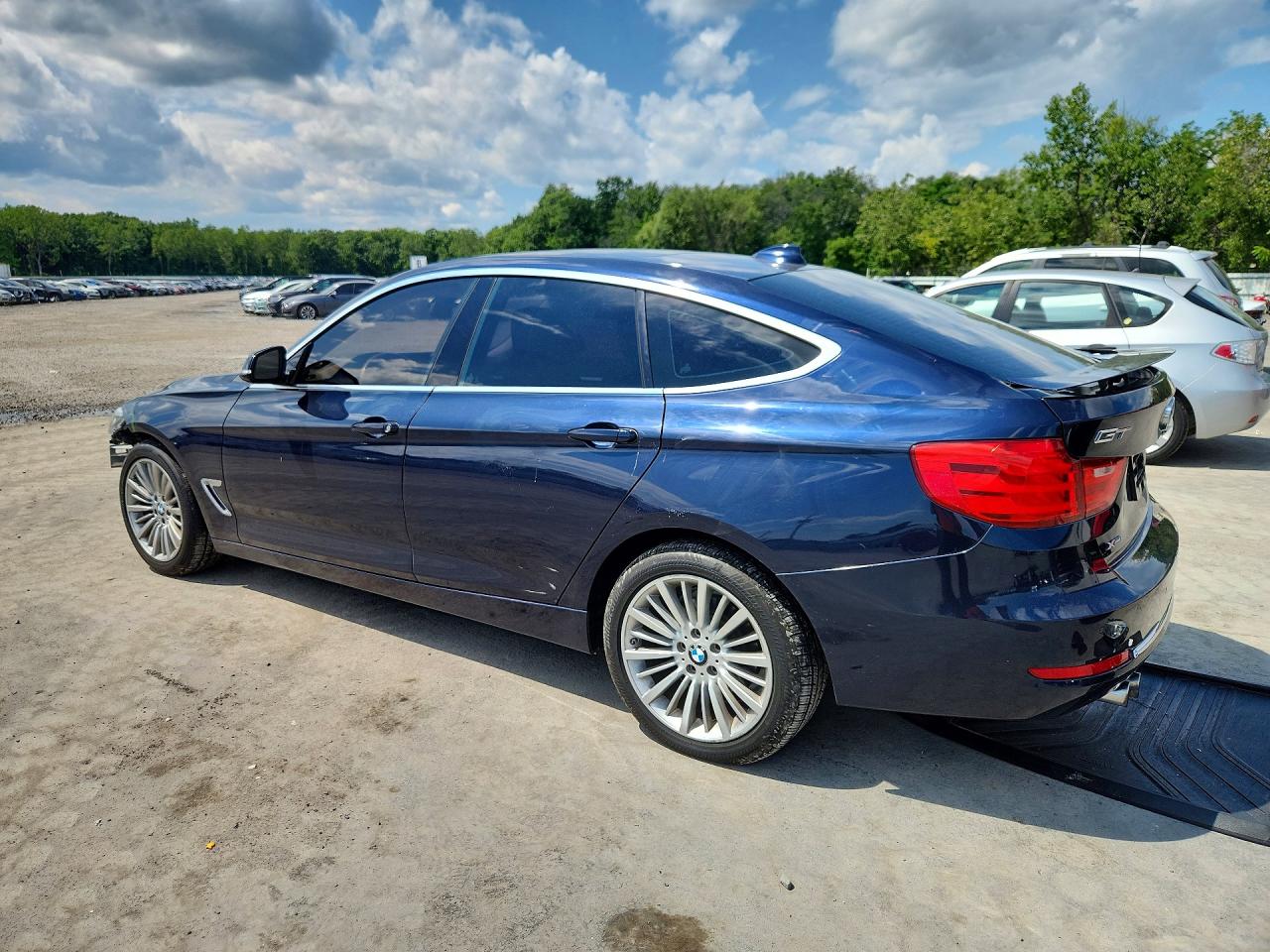 2015 BMW 328 XIGT SULEV — снимка 2