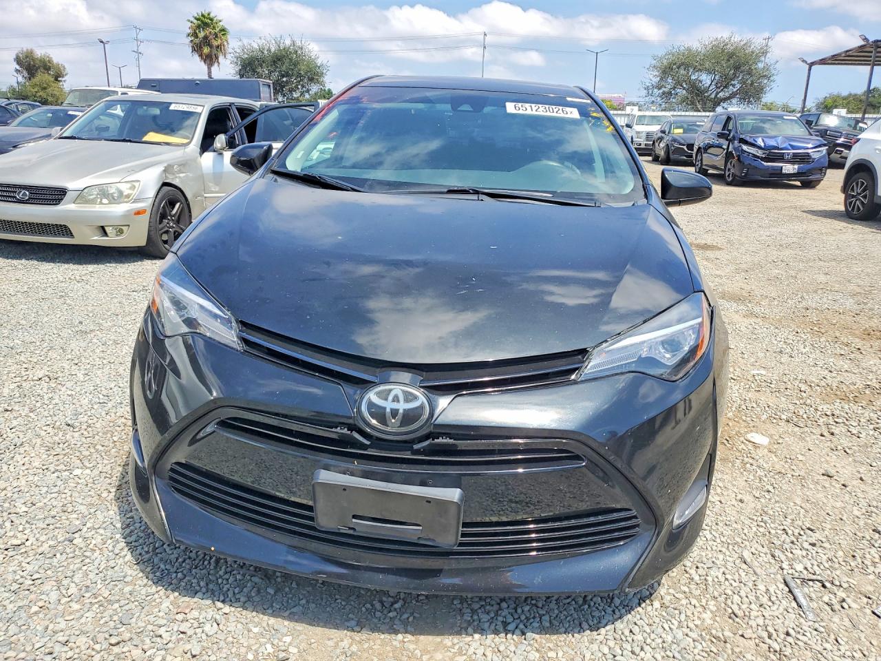 2017 TOYOTA COROLLA XLE — снимка 5