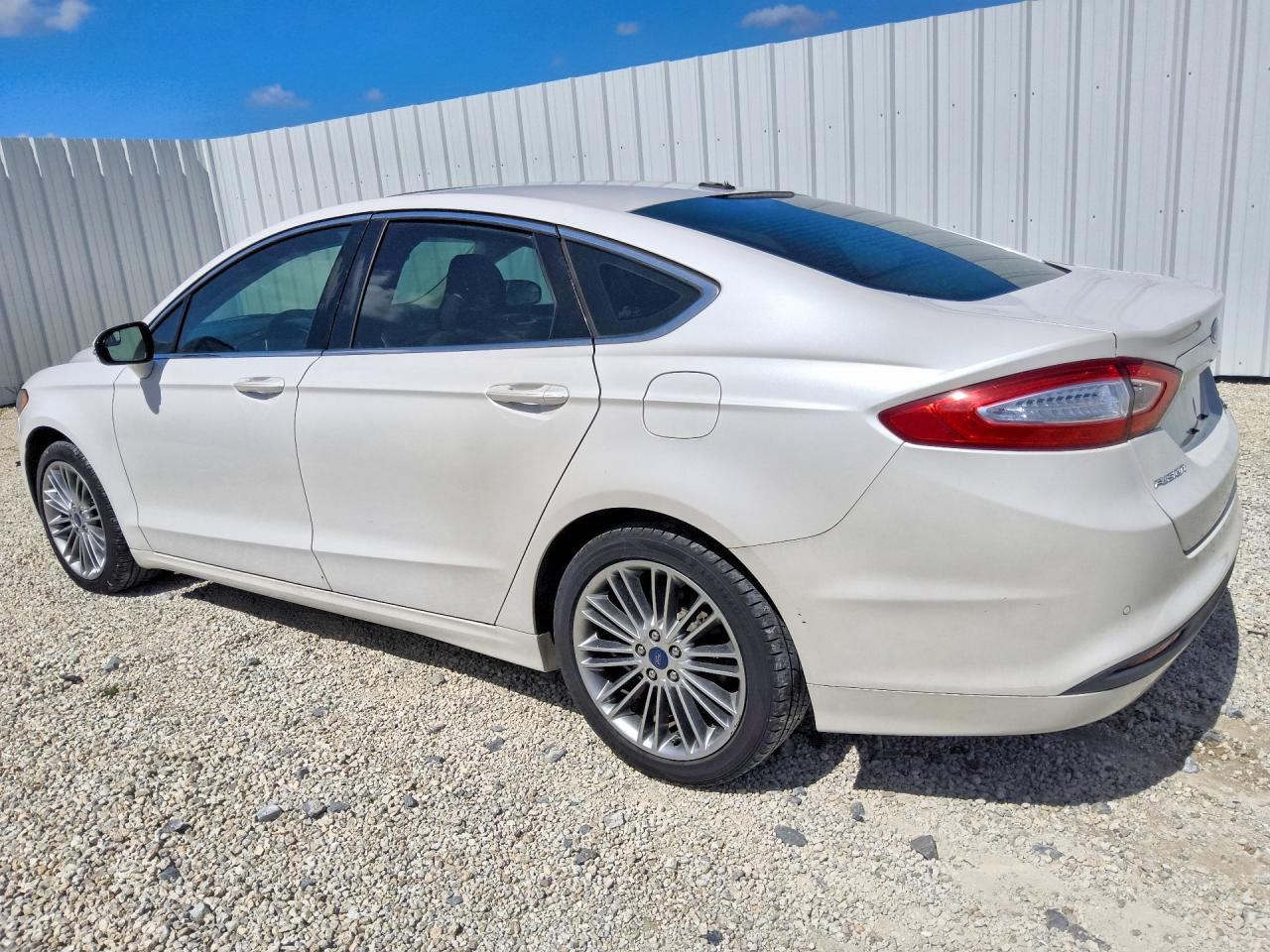 2015 FORD FUSION SE — снимка 2