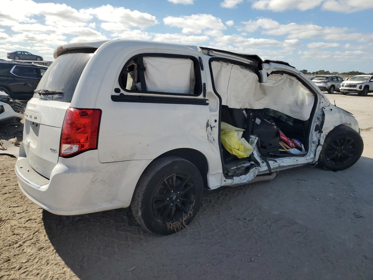 2020 DODGE GRAND CARAVAN GT — снимка 3