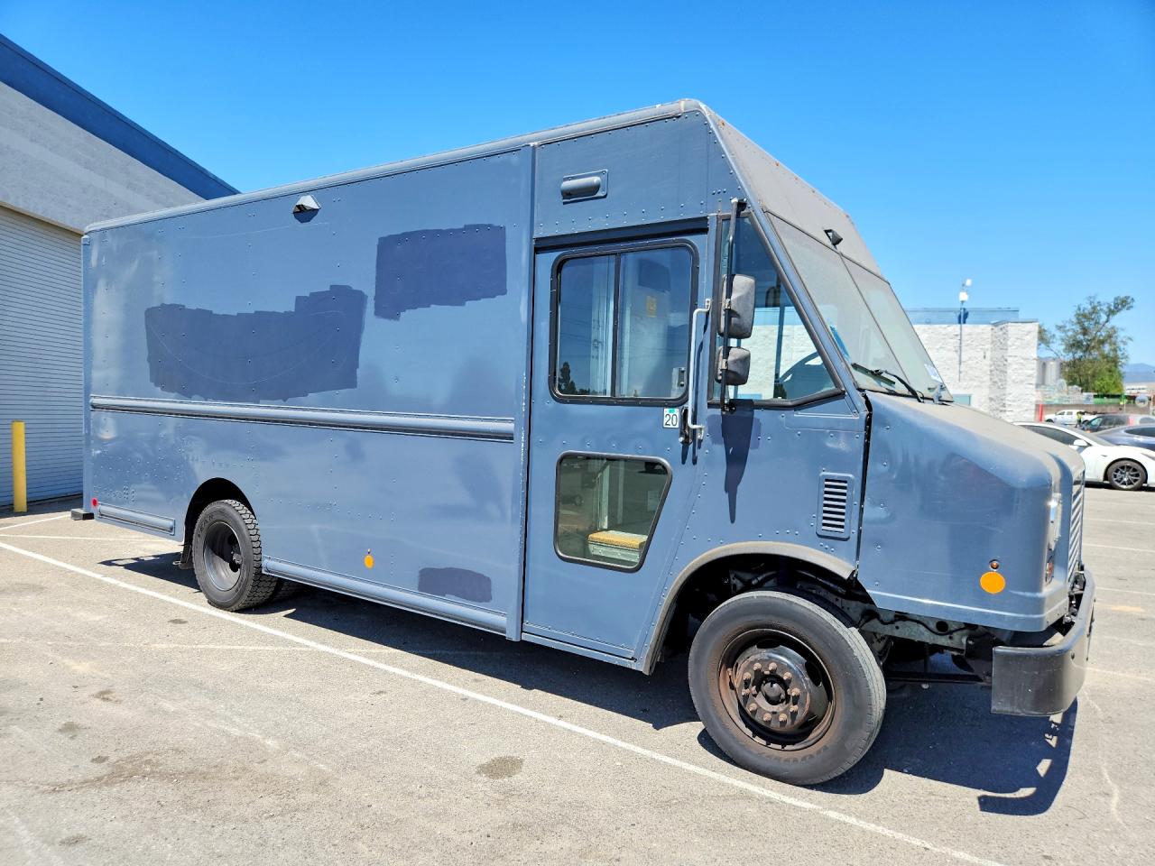 2020 FORD F59 — photo 4