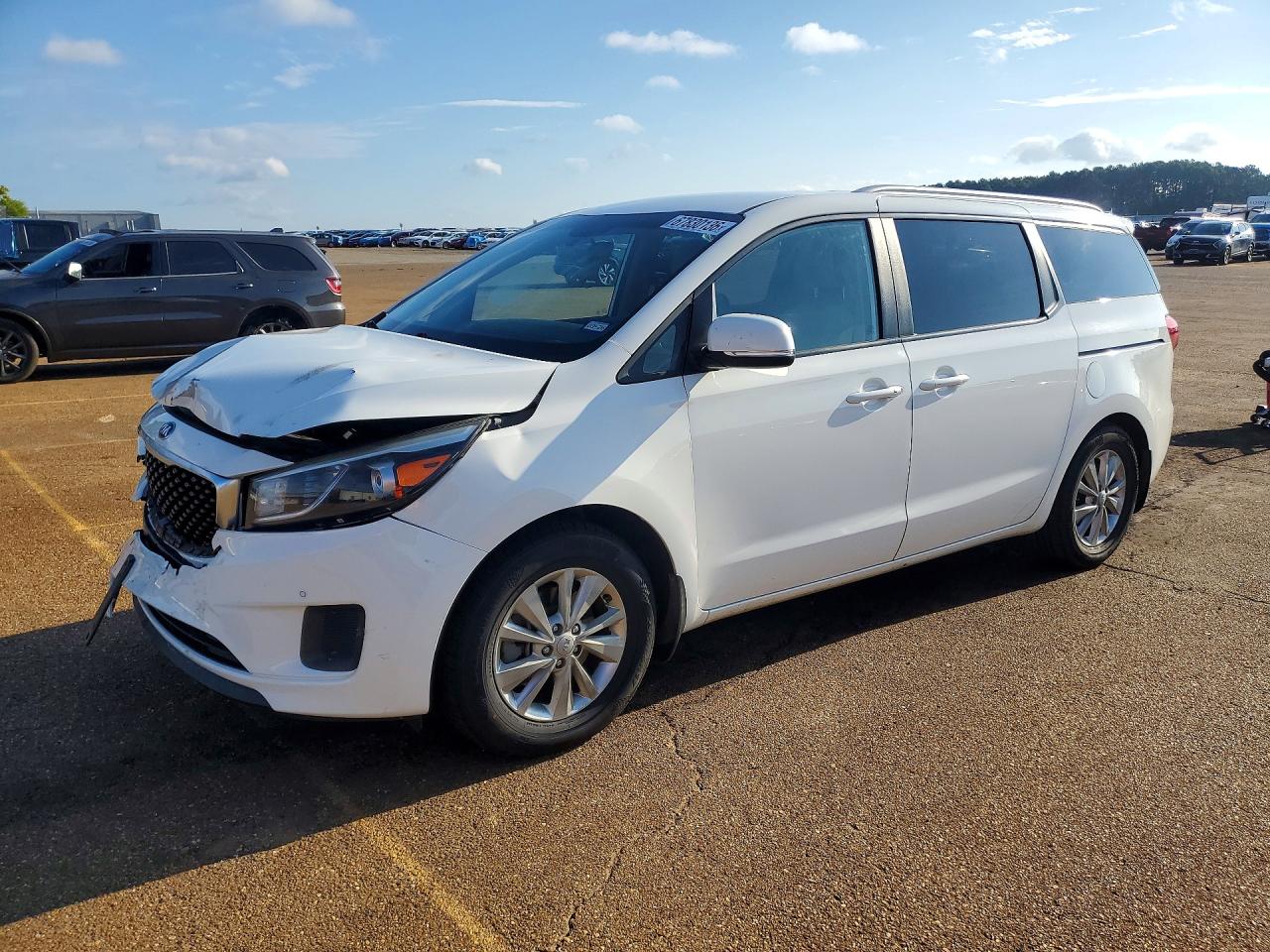 2016 KIA SEDONA LX