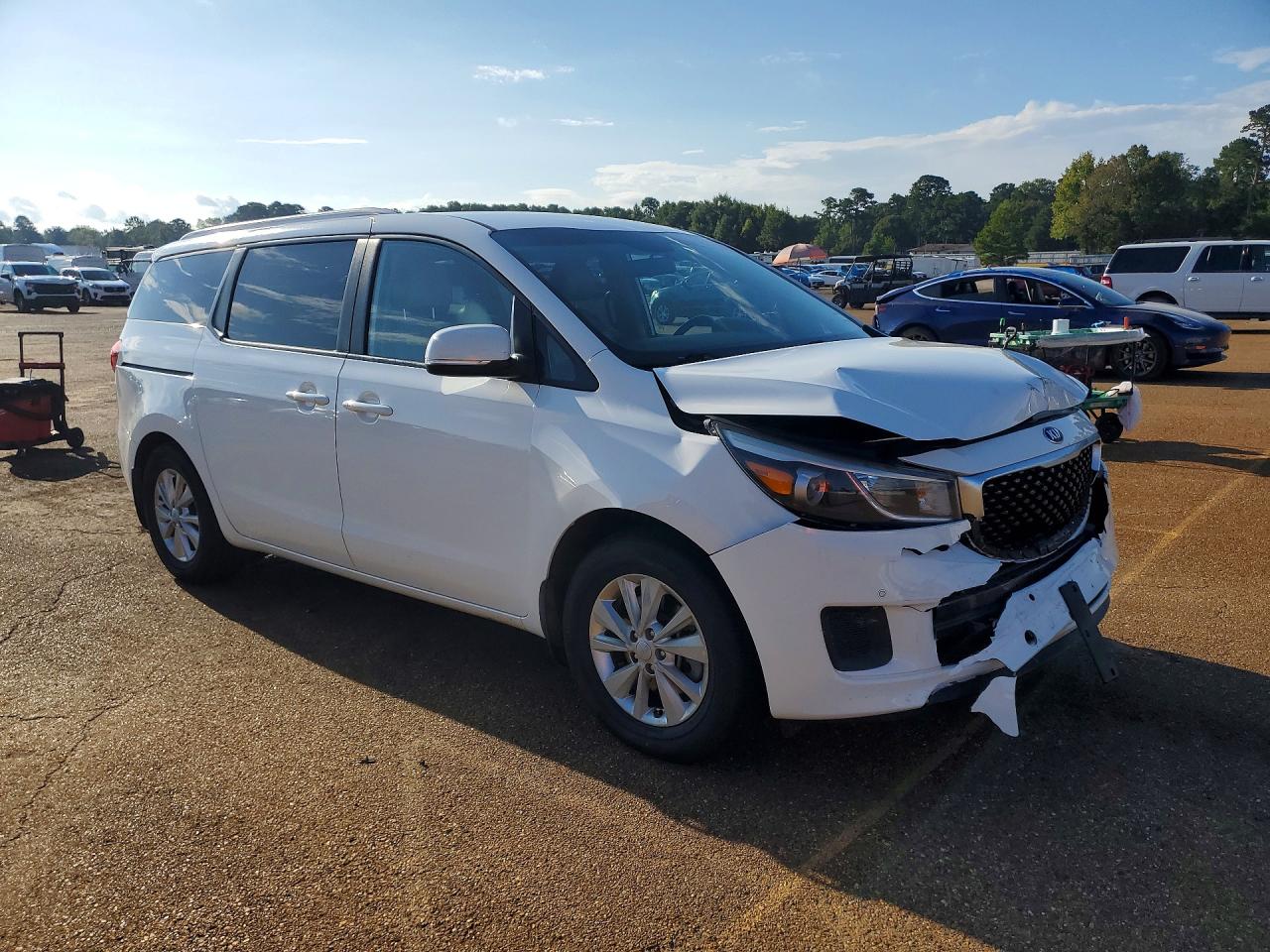 2016 KIA SEDONA LX — снимка 4